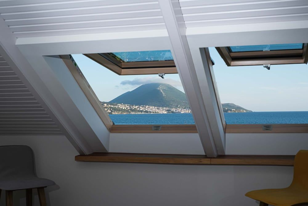 Zoe Seaside Resort Superior Loft 13