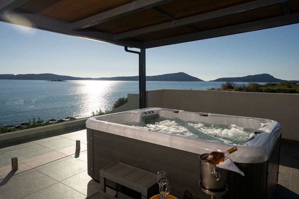Zoe Seaside Resort Superior Penthouse with Panoramic Sea View 17