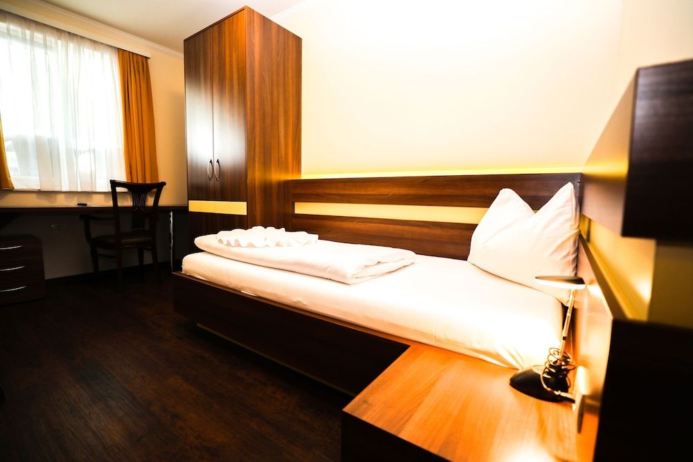 undefined Primus Hotel & Apartments