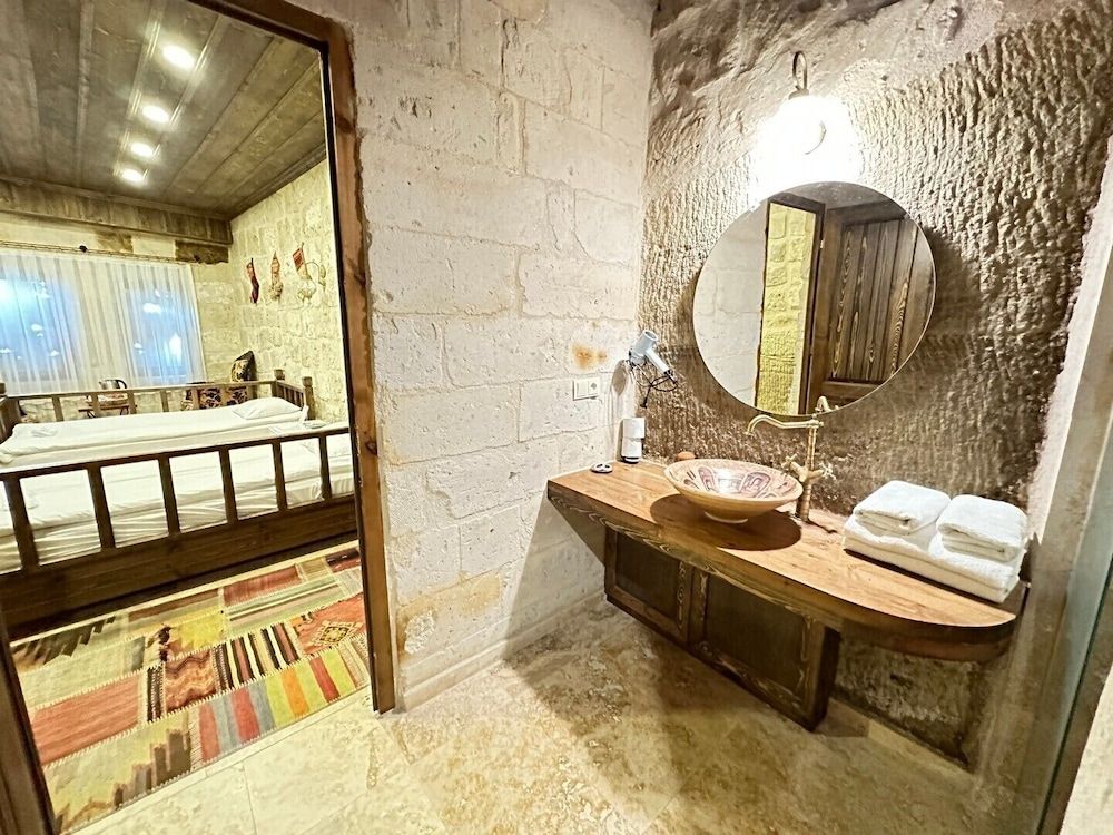 Arinna Cappadocia Economy Twin Room 11