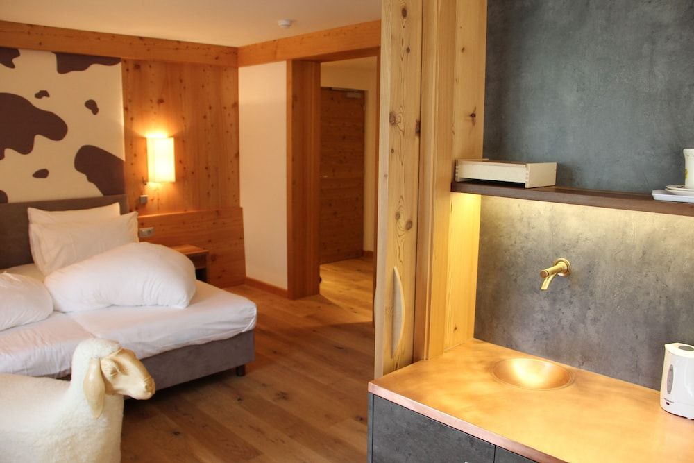 Suite Stria with balcony and mountain view