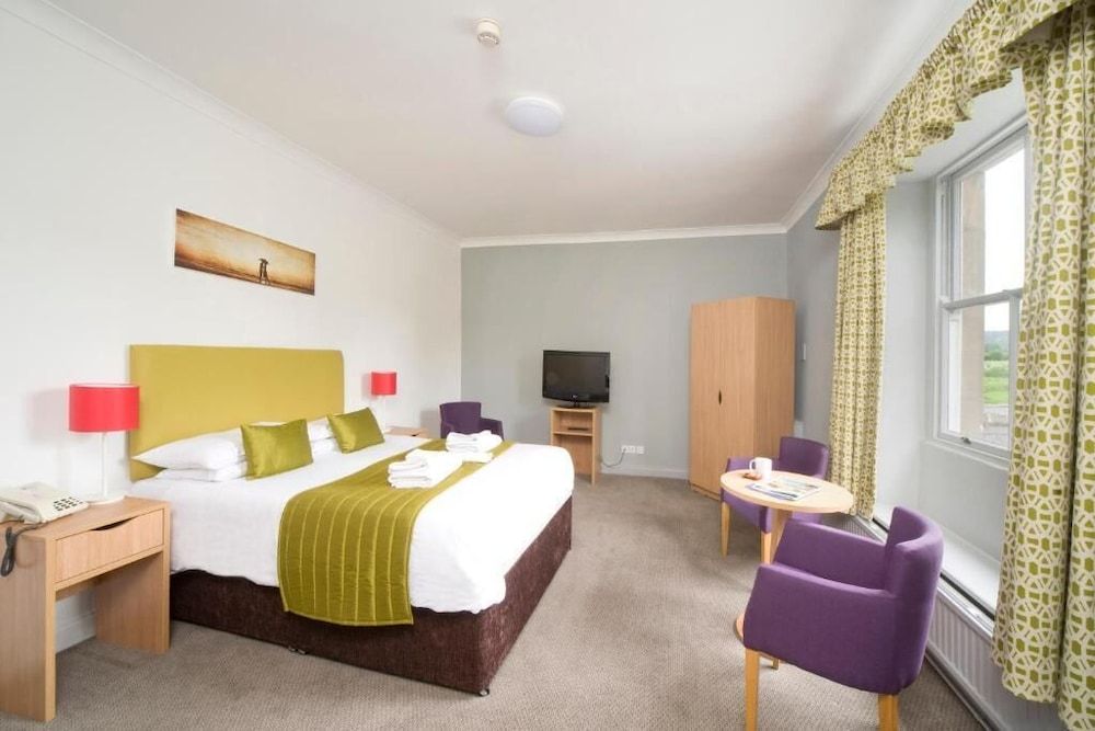 The Derwentwater Hotel Classic Double with Lake View 2