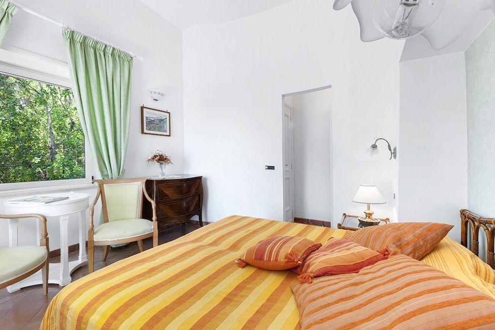 undefined Villa Polifemo 5