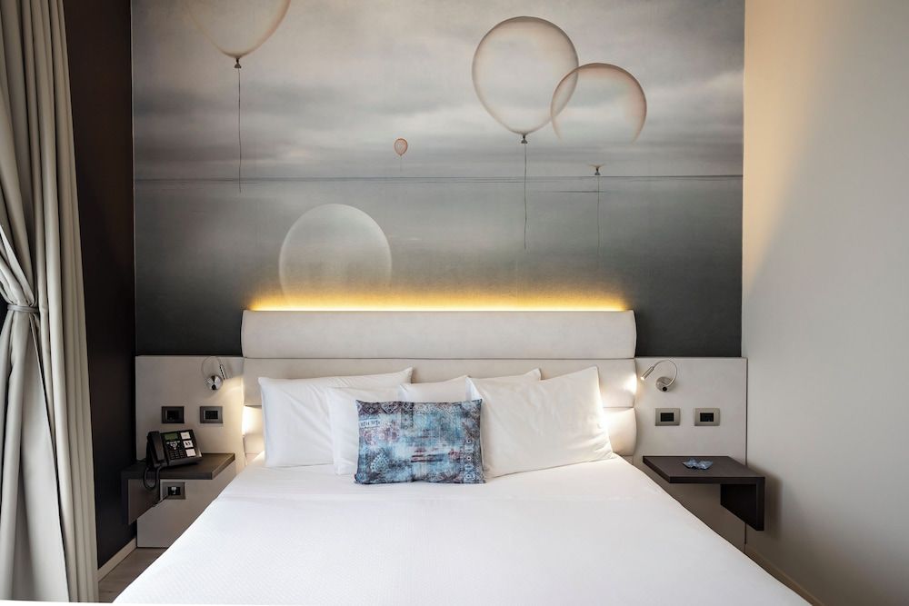 Superior Double or Twin Room, Lake View