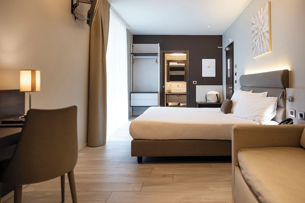 Comfort Triple Room