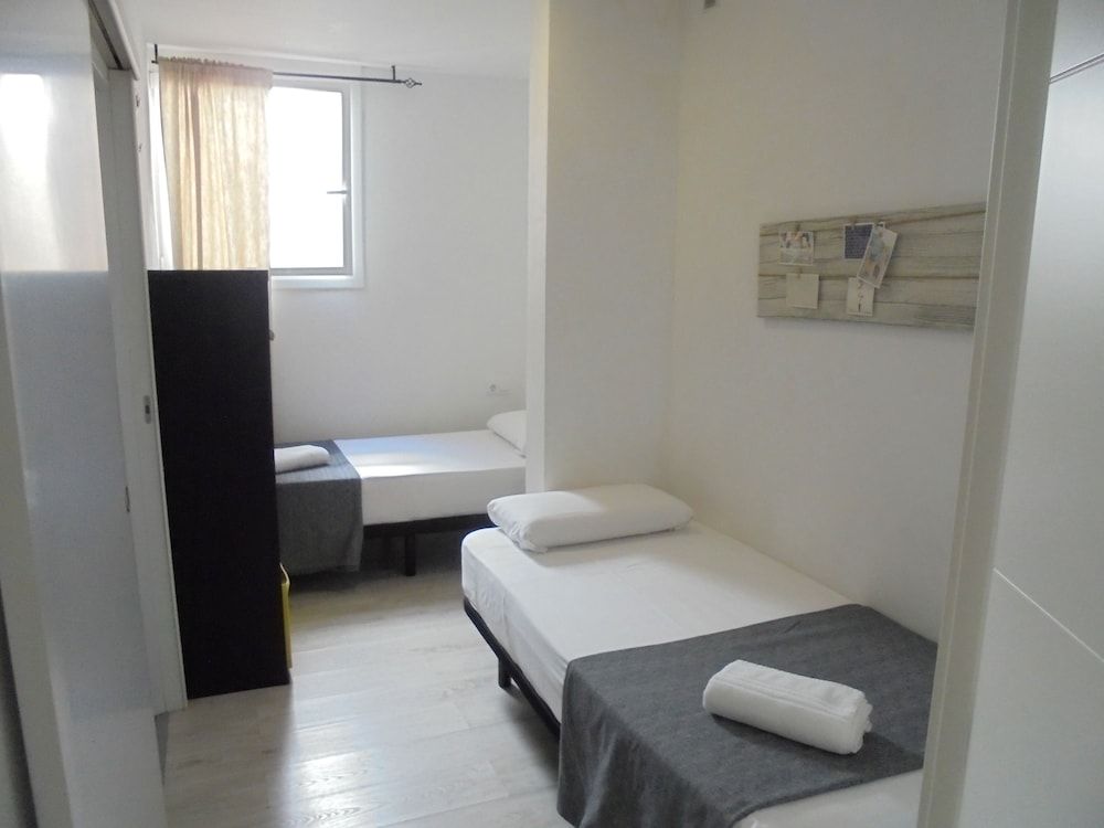 undefined Easy Sants by Bossh Hotels 9