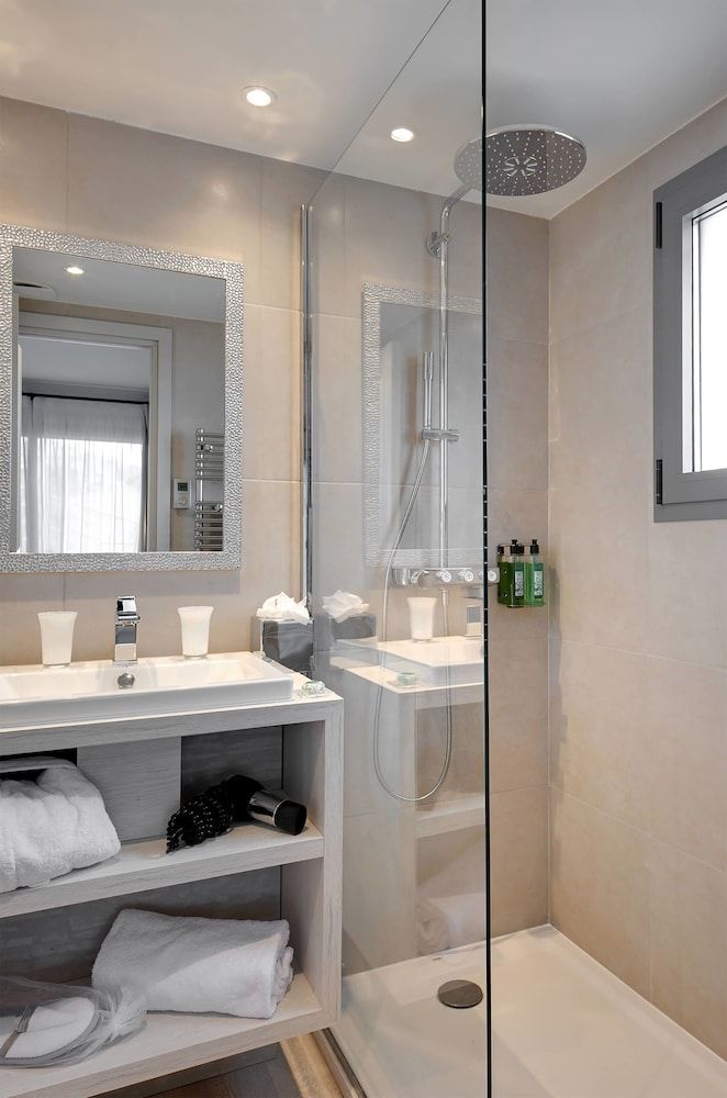 La Bastide de Biot Deluxe Double Room 2