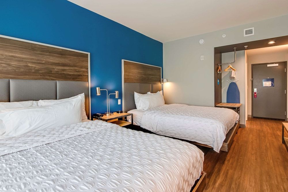 Room, 2 Queen Beds