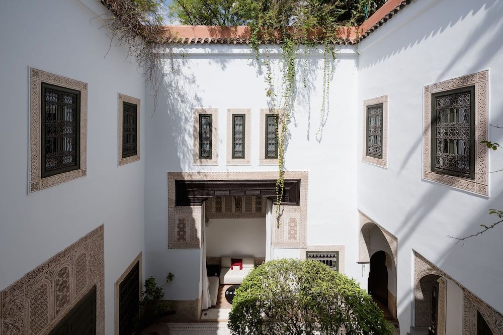 undefined Le Farnatchi 6