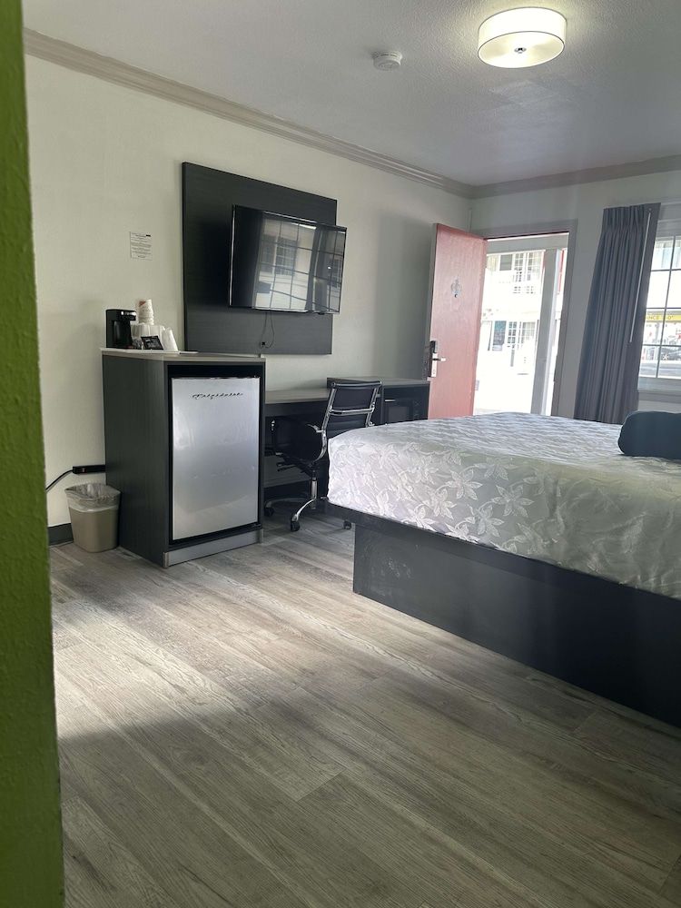 Signature Inn Winnemucca Room, 1 Queen Bed, Non Smoking 5