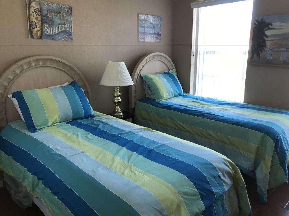 Condo, 3 Bedrooms