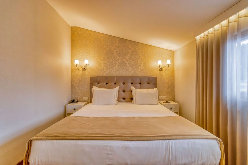 Hotel Lis Batalha Double Room (Mansard)