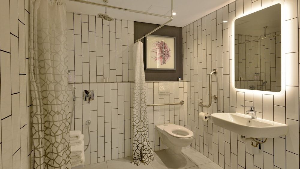 ANEW Hotel Green Point Room (Universal) 4