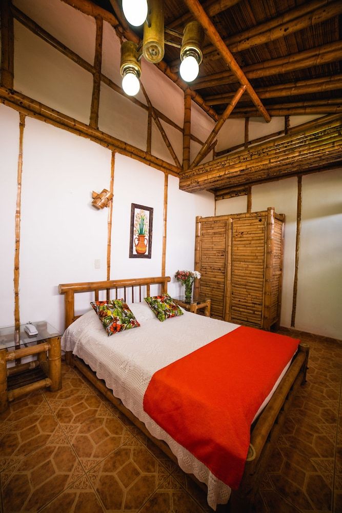 Single Room, 1 Double Bed