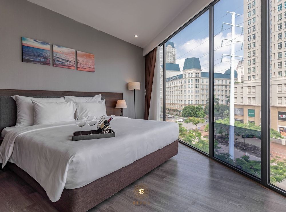 undefined Reyna Hotel Hanoi 10