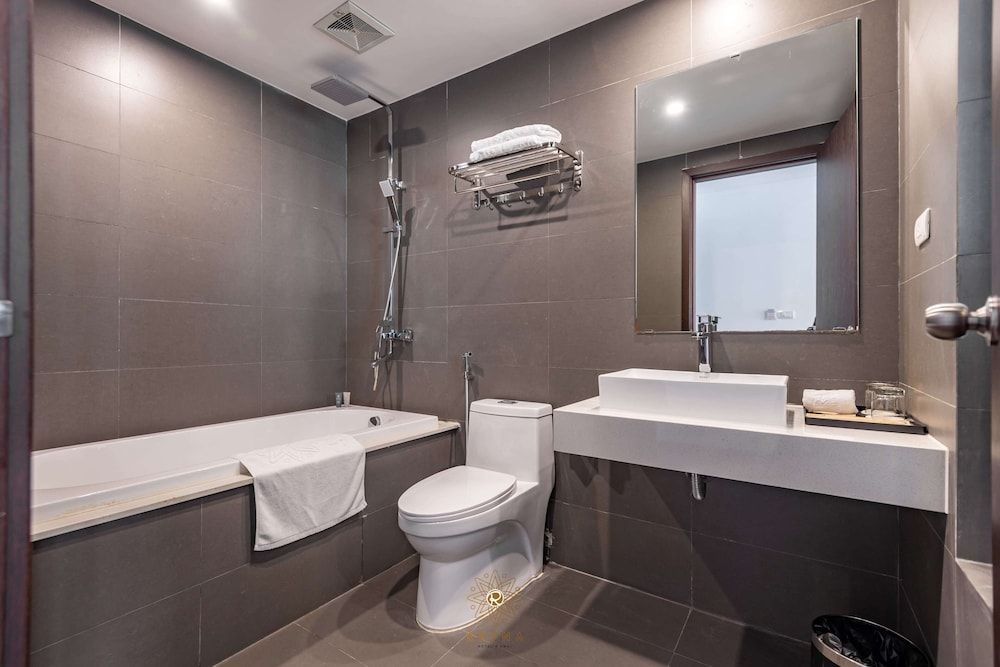 Reyna Hotel Hanoi Studio 11