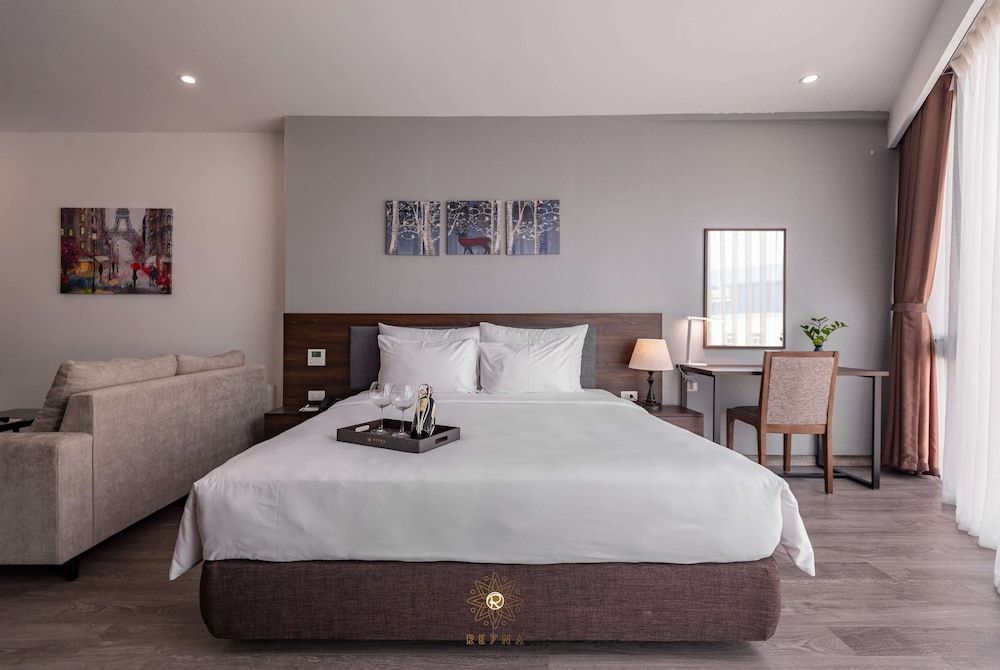 Reyna Hotel Hanoi Studio 4