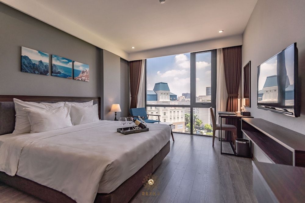 Reyna Hotel Hanoi Studio 6