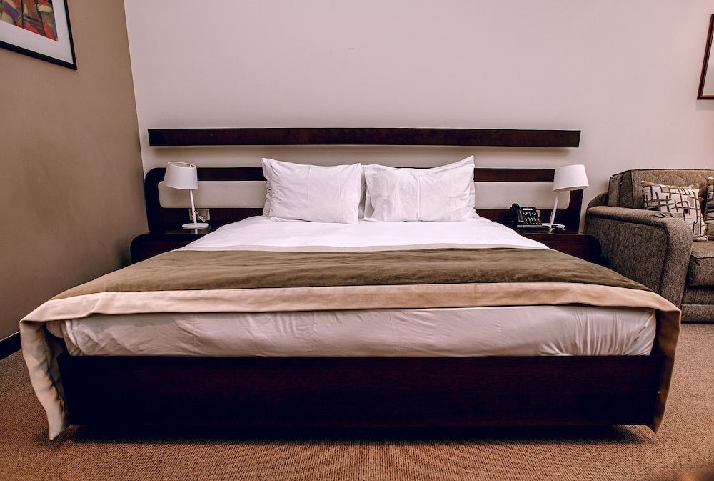 Zirve Hotel Room (Super King) 2