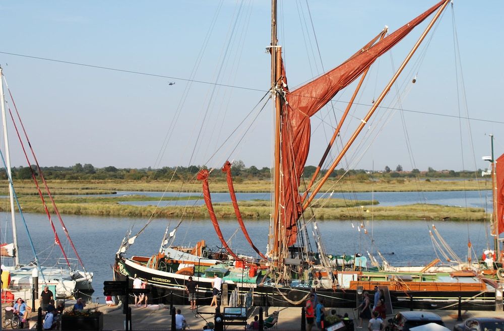 Jolly Sailor- Fish on the Quay Double Room, Private Bathroom 4