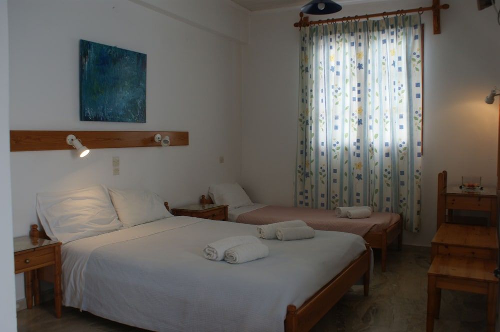 Basic Triple Room