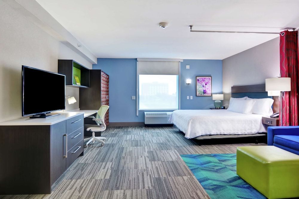 Studio, 1 King Bed, Accessible (Hearing)
