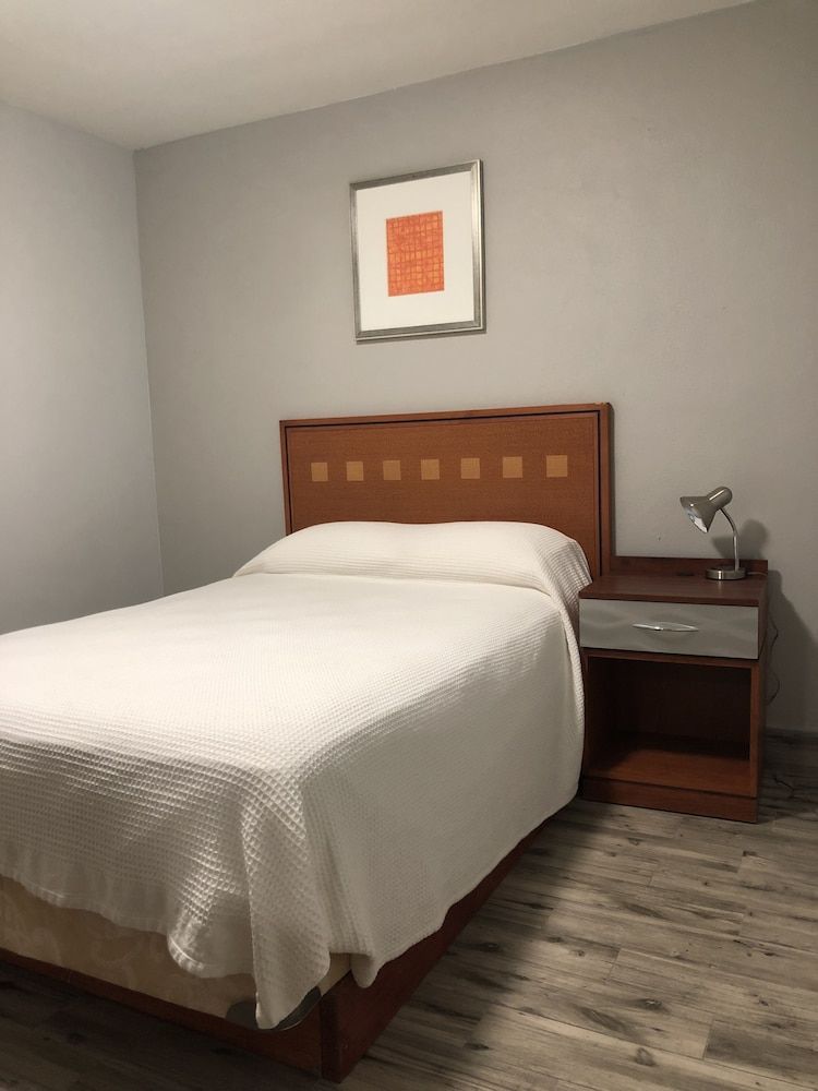 Bay Breeze Inn Bradenton Downtown Family Suite, 2 Bedrooms, Non Smoking 2