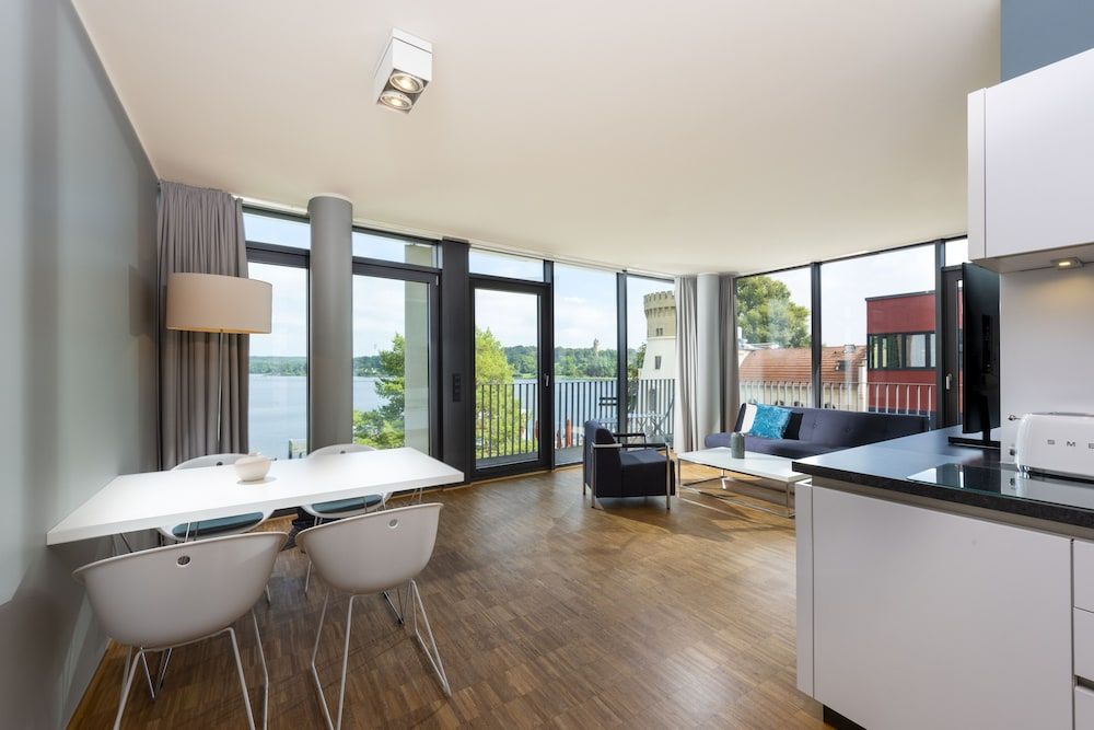 Waveboard Hotel & Boardinghouse Premium Apartment, Lake View, Corner 8