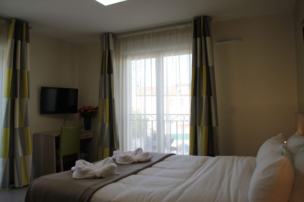 The Originals Boutique, Hôtel l'Occitan, Aubagne Nord Standard Double Room, 1 Double Bed, Non Smoking, Balcony 4