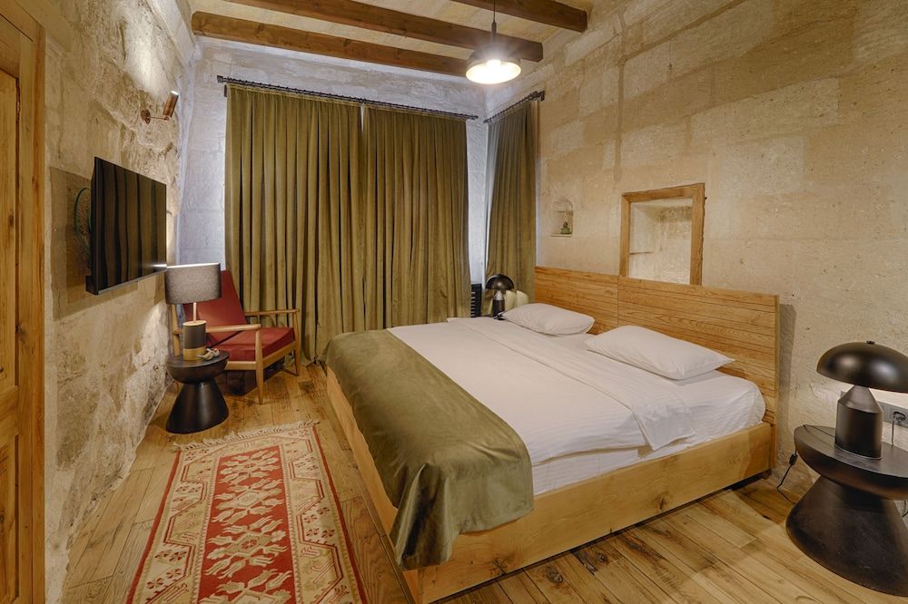 Luvi Cave Hotel Deluxe Room 3