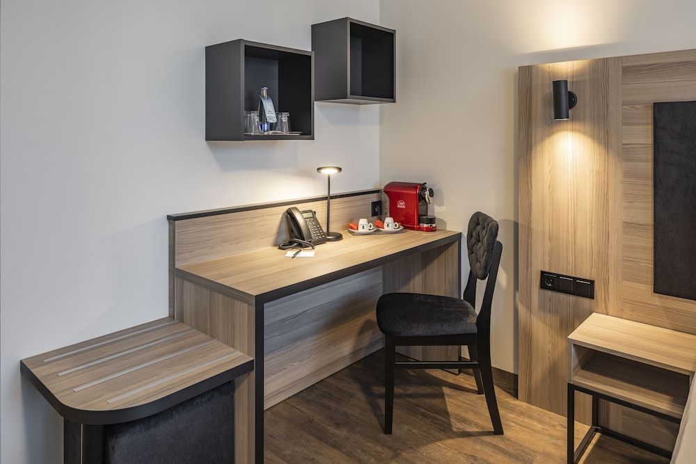 Abasto Hotel Dachau Junior Double Room 8