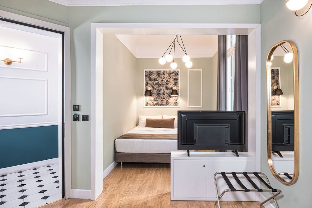 Belle epoque suites Double Room (Elegant) 3