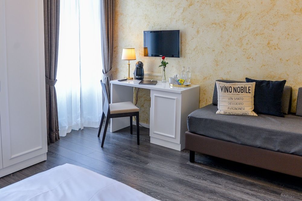Superior Double Room, City View