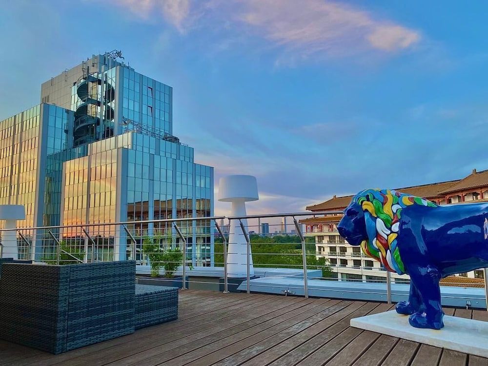 undefined Paragon Apartments 2