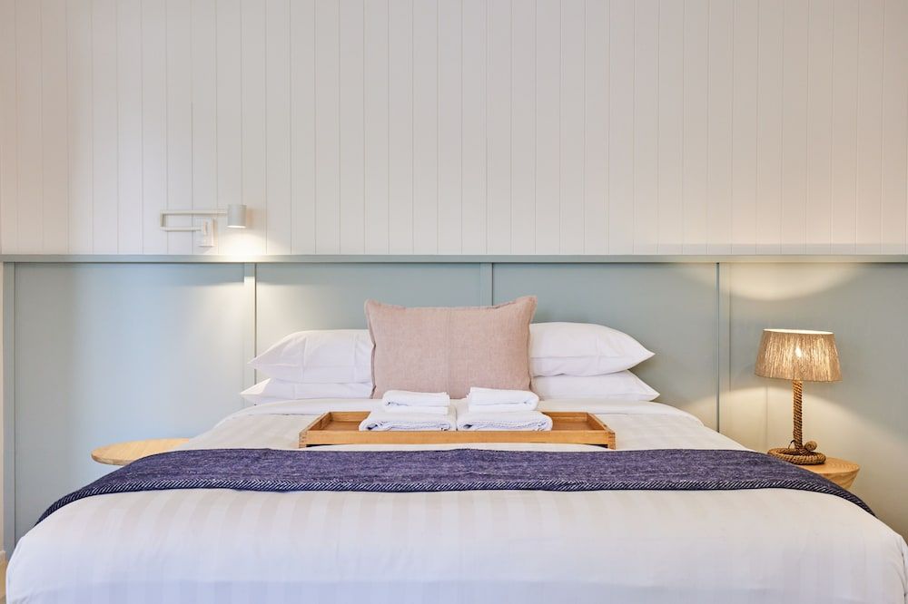 Blue Water Motel Family Suite 2