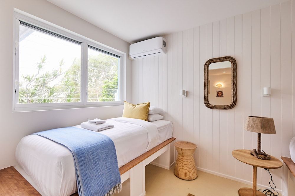 Blue Water Motel Family Suite 8