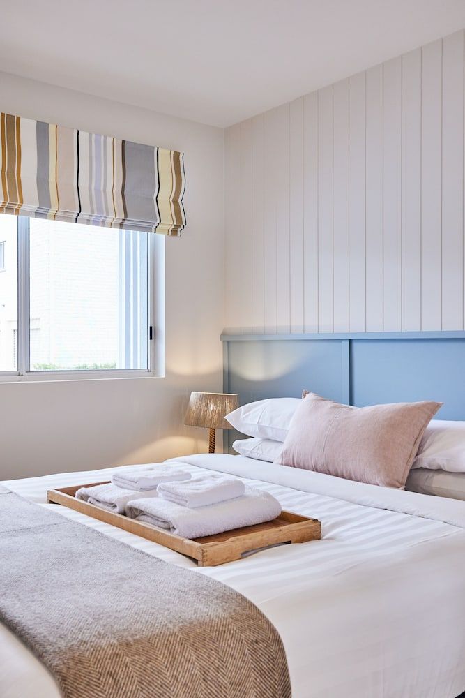 Blue Water Motel Standard Room 2