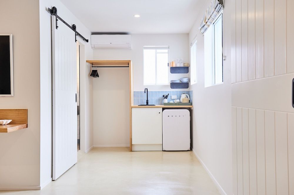 Blue Water Motel Family Suite 11