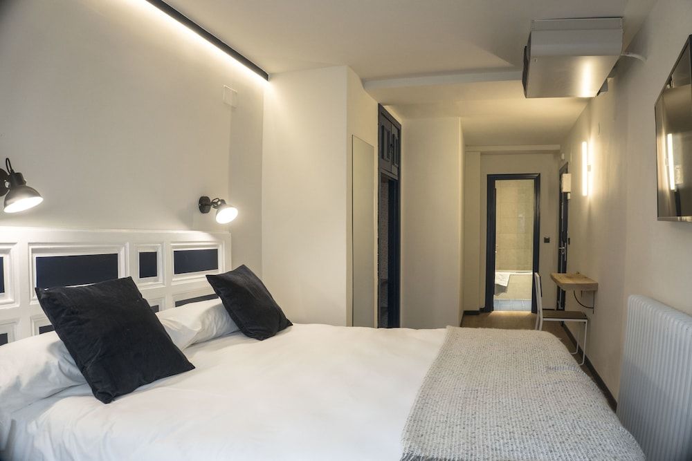 Hotel Alda Jolio Jaca Standard Double or Twin Room 2