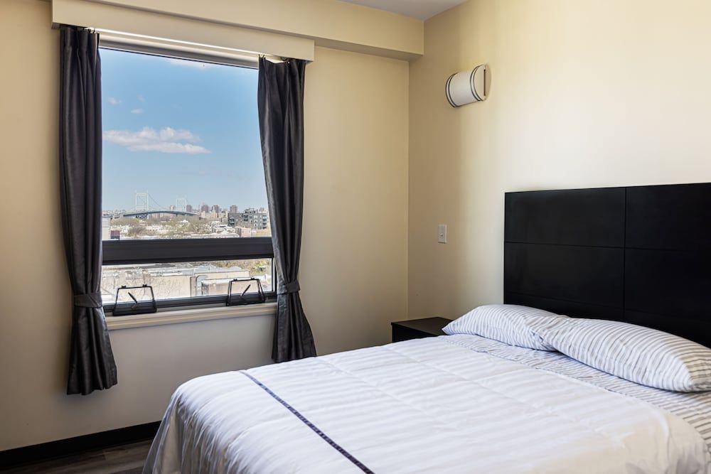 Comfort Room, 1 Queen Bed, Non Smoking