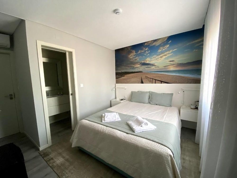 Golden Beach Guesthouse Deluxe Double Room