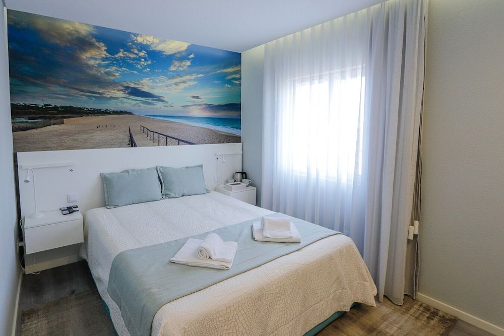 Golden Beach Guesthouse Deluxe Double Room 3