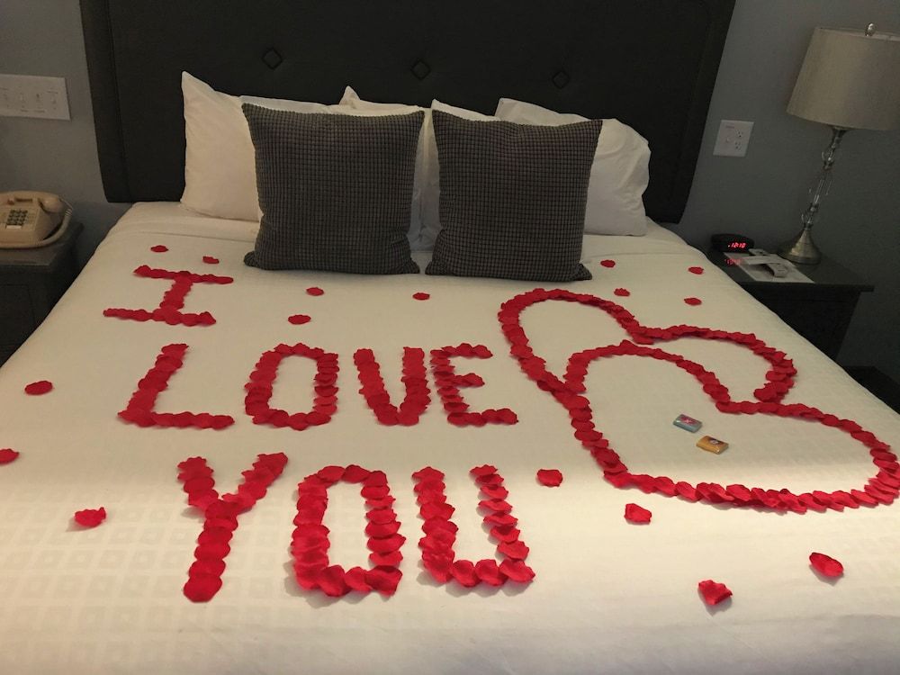 Belamere Suites Hotel Ultimate Whirlpool Suite 2