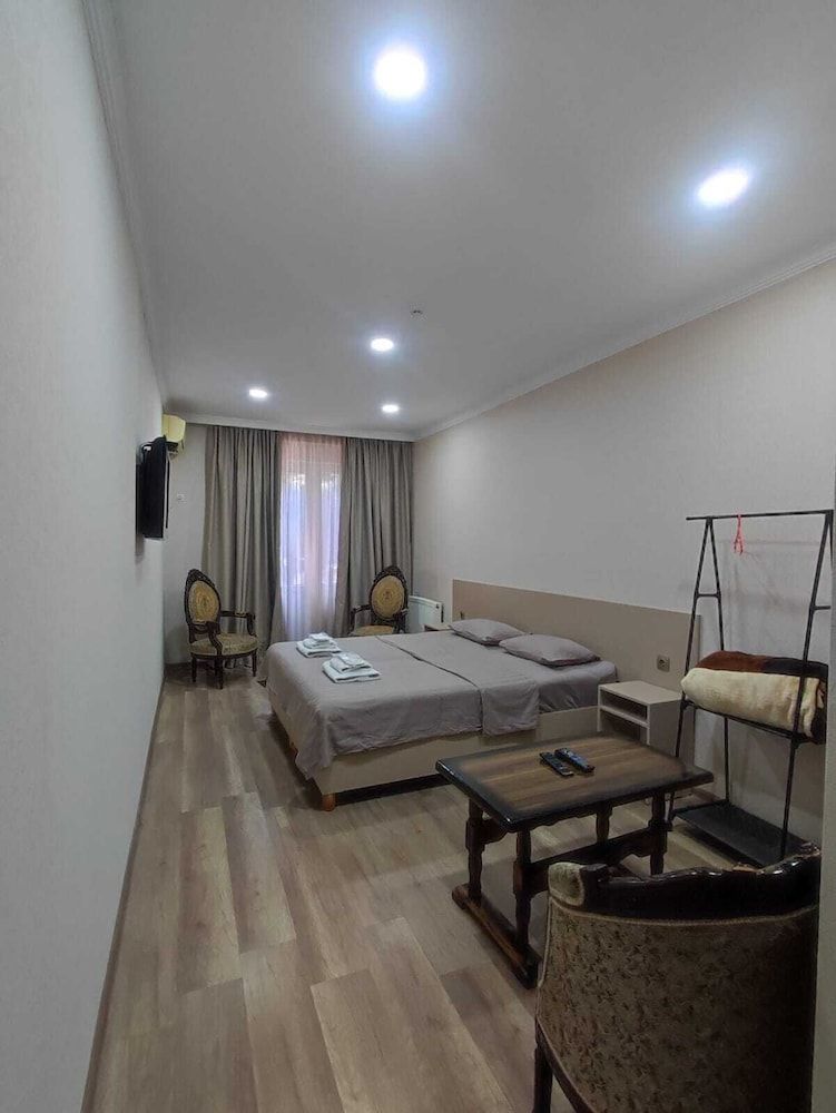 undefined Venus Hotel 6