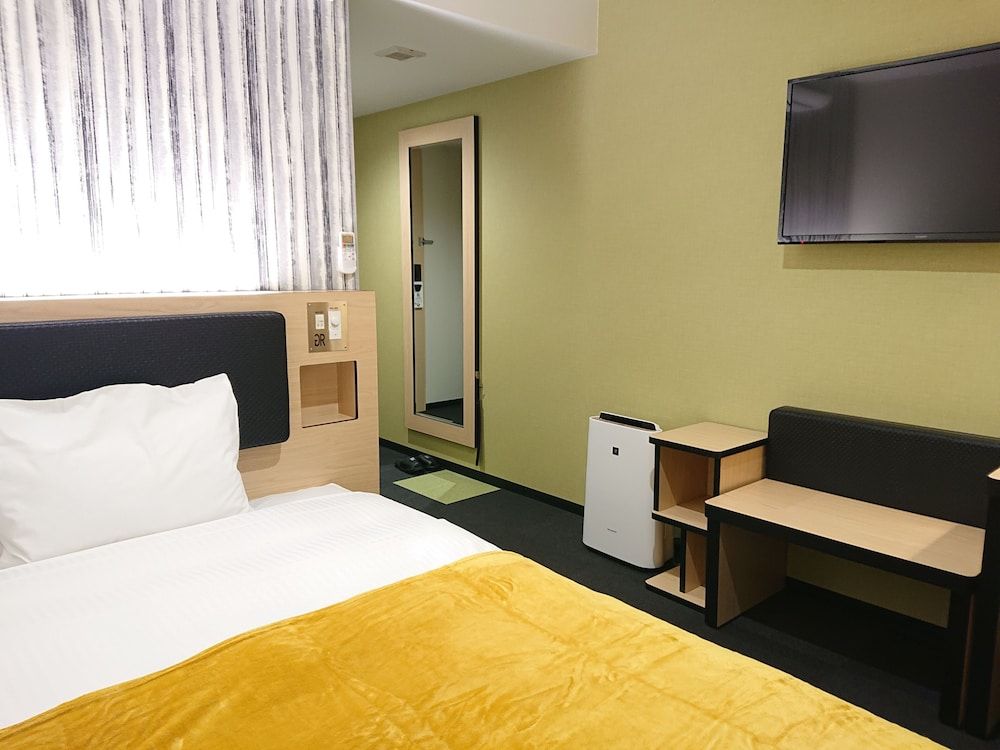 Premium Single Room, 1 Double Bed, Smoking