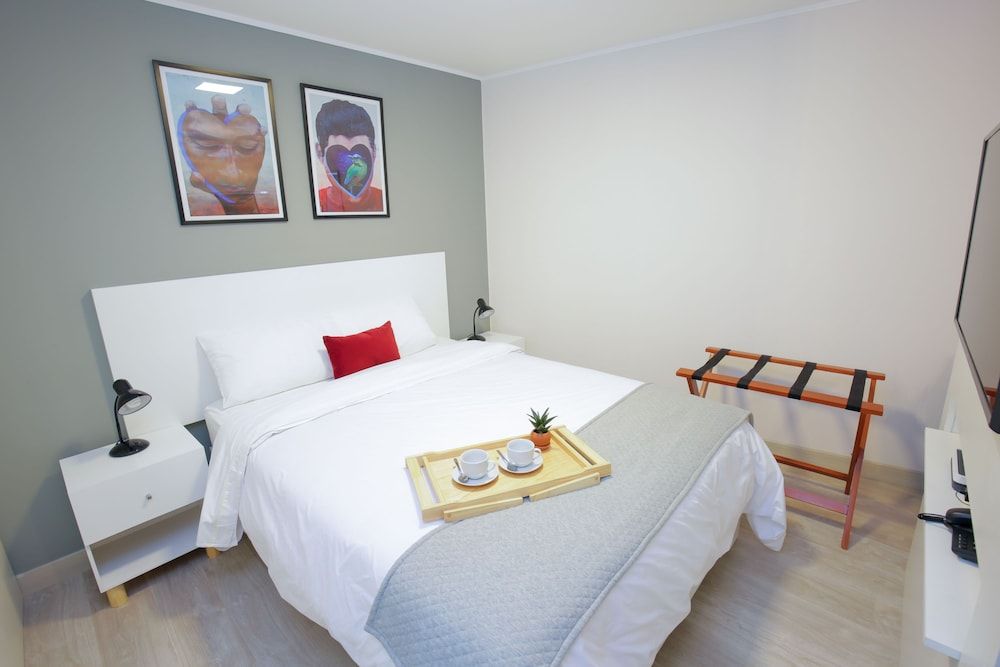 undefined Trendy Host Stelar Miraflores 4