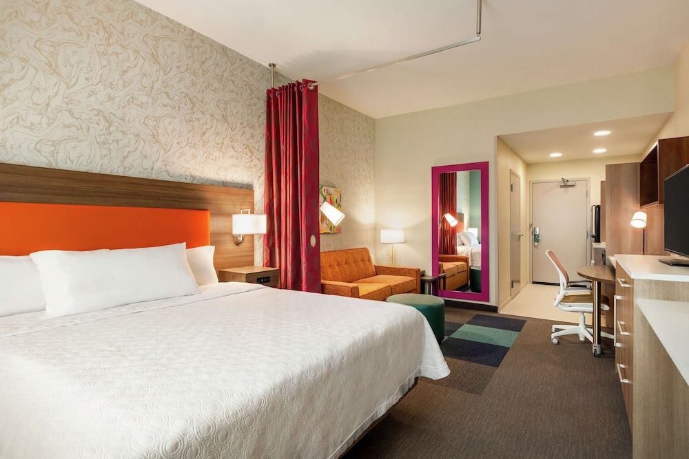 Studio Suite, 1 King Bed, Non Smoking