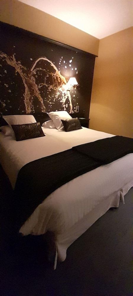 Hôtel de Champagne Junior Suite (with SAUNA access) 2