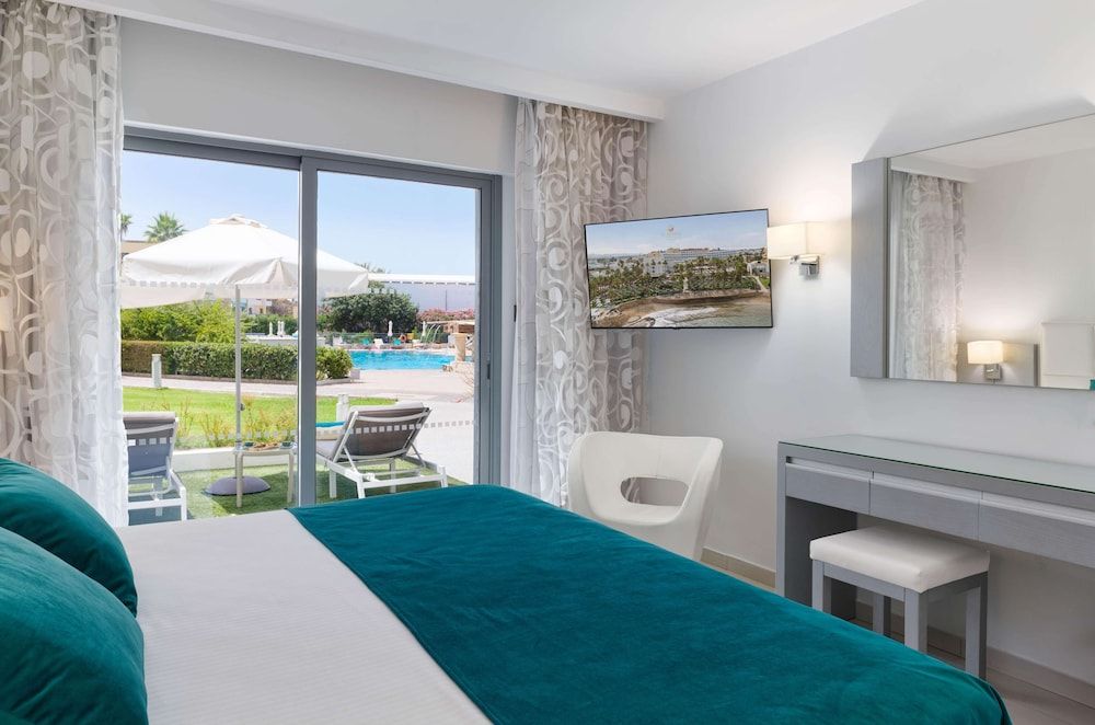 undefined St. George Beach Hotel & Spa Resort