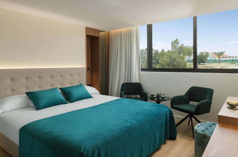 undefined St. George Beach Hotel & Spa Resort 3